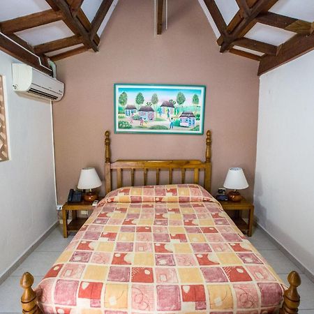 Moulin Sur Mer Beach Resort Montrouis Dış mekan fotoğraf