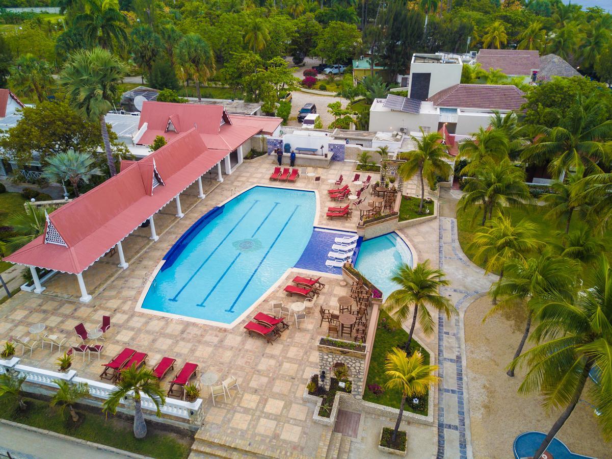 Moulin Sur Mer Beach Resort Montrouis Dış mekan fotoğraf