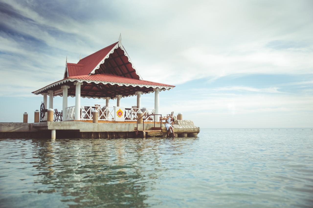 Moulin Sur Mer Beach Resort Montrouis Dış mekan fotoğraf