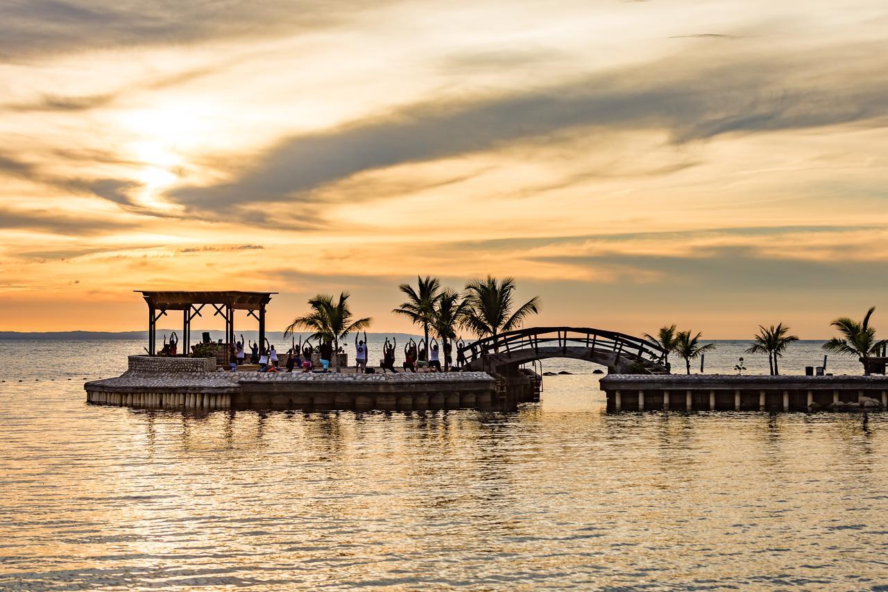 Moulin Sur Mer Beach Resort Montrouis Dış mekan fotoğraf