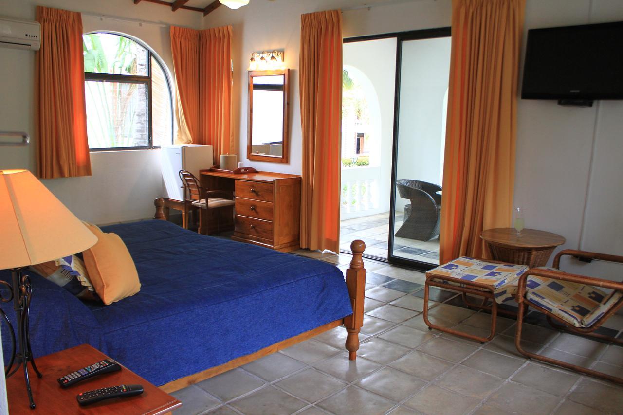 Moulin Sur Mer Beach Resort Montrouis Dış mekan fotoğraf