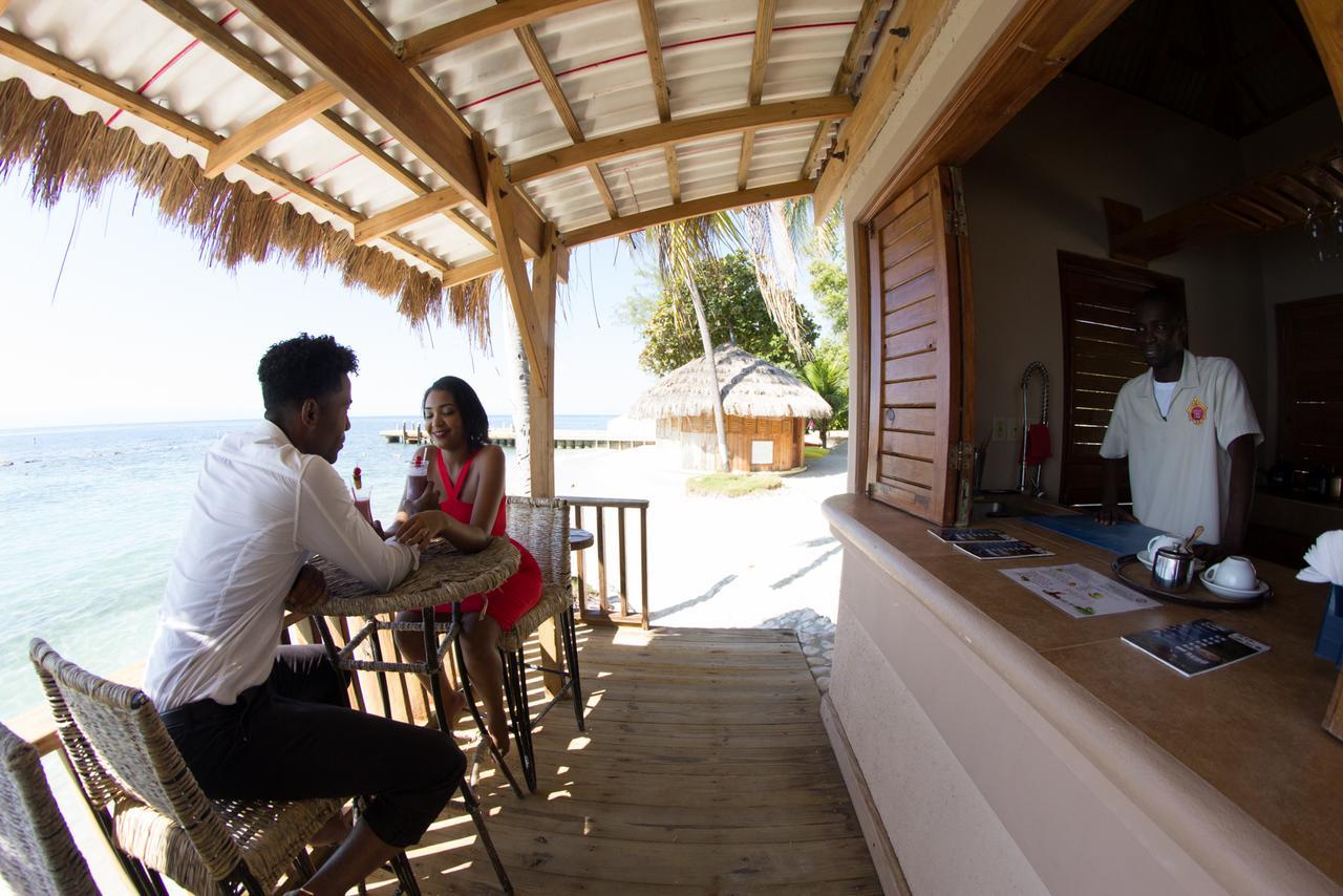 Moulin Sur Mer Beach Resort Montrouis Dış mekan fotoğraf