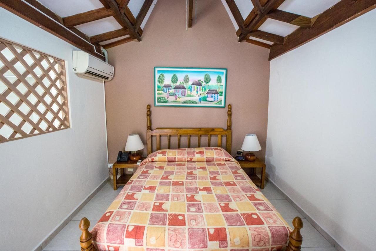 Moulin Sur Mer Beach Resort Montrouis Dış mekan fotoğraf